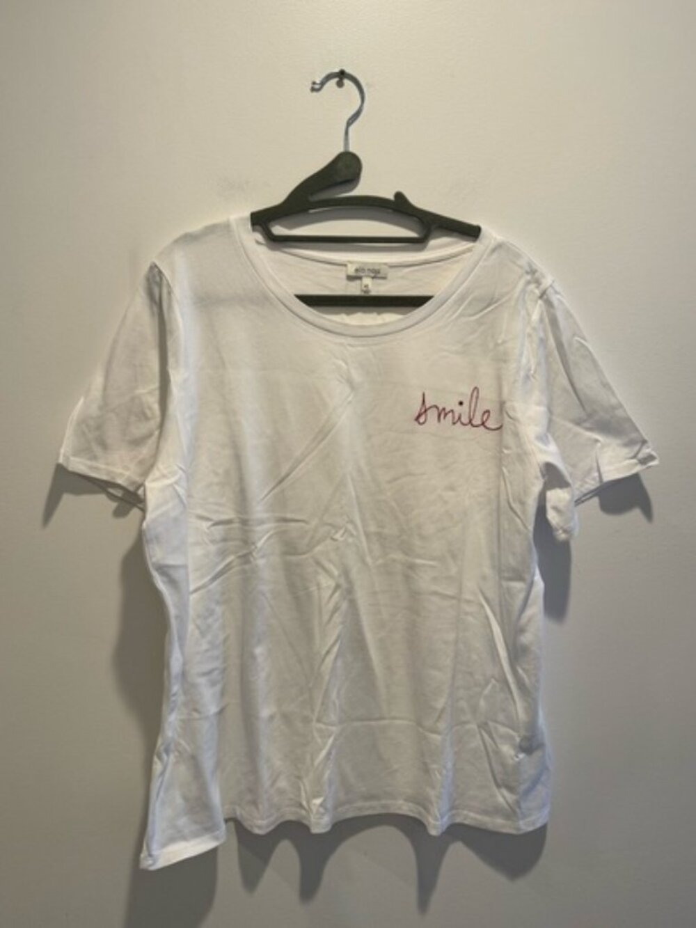 Ella Moss Embroidered Crewneck short sleeve tee